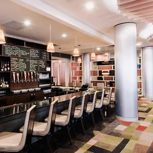 Fairfield & By Marriott Uptown USA